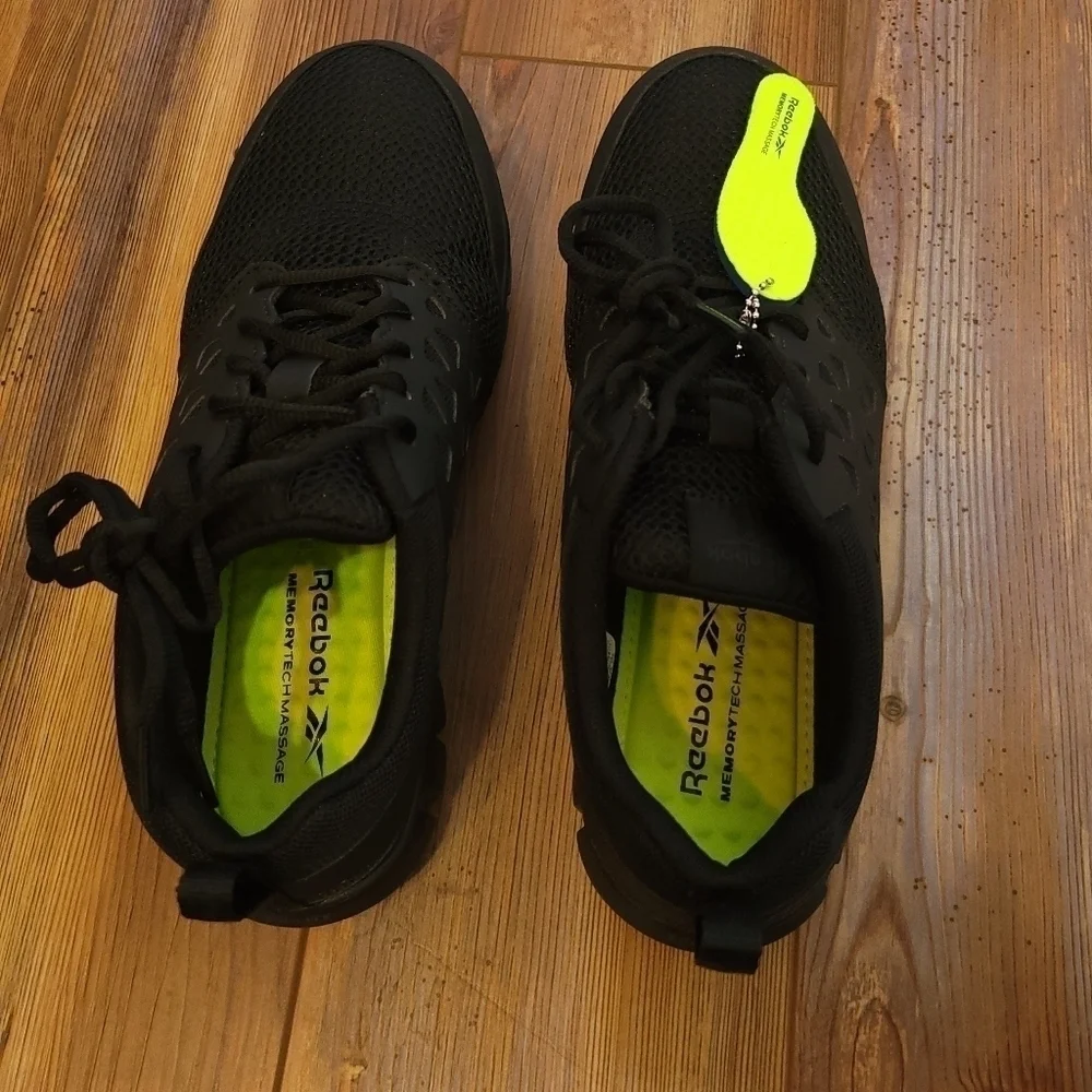 NWT Reebok Womens Sublite Cushion Athletic Work Shoe Black Size 9.5W